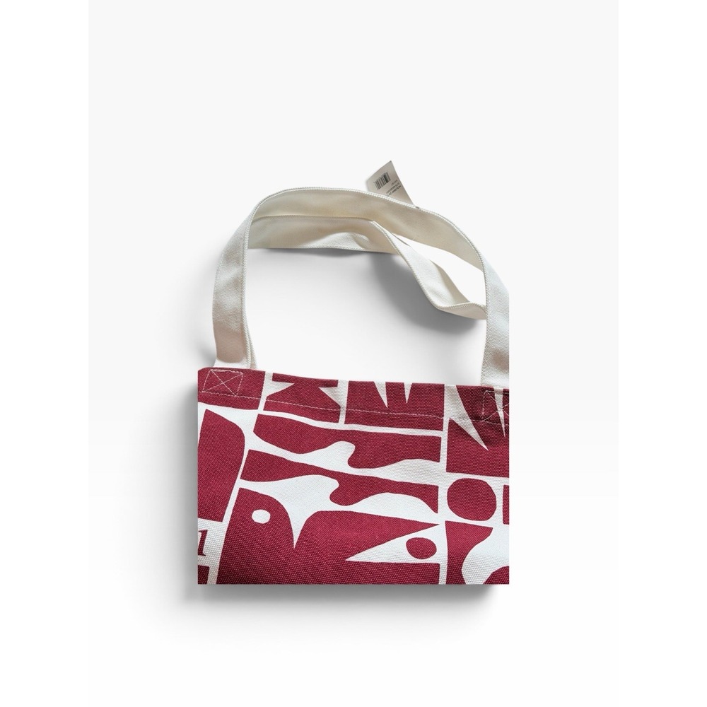Vuori holiday 2025 strawberry canvas tote bag NWT